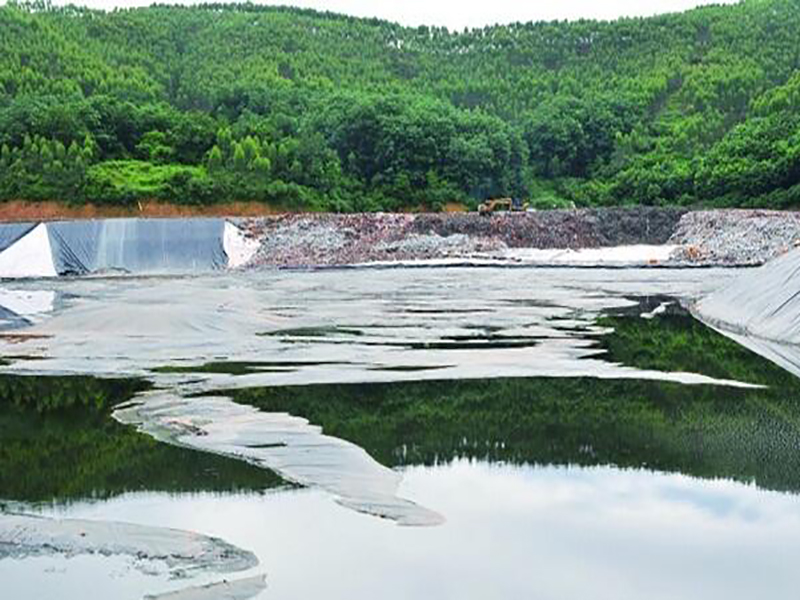 機(jī)織土工布在加固、防沖蝕等高韌性途中的應(yīng)用研究
